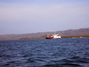 Корабль в Карибском море около Чичиривиче.
