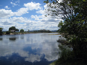 Река Каррао выше водопадов.