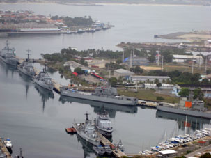 Военно-морская база в Пуэрто-Кабельо.