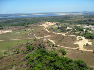 Долина реки Ориноко к северу от города.