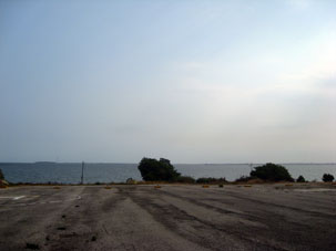 Озеро Маракайбо. Вид с вертолётной площадки 1-й пехотной дивизии.