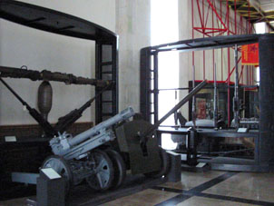 Armas y uniformes militares soviéticos del período de la Guerra.