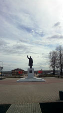 Monumento a V.I.Lenin (Uliánov).