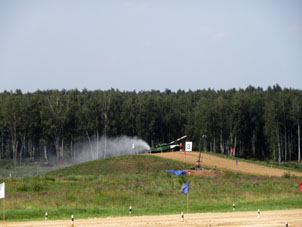 Tanque pasa el cerro.