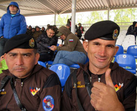 Sargento zambrano y capitán Roberto Espinoza Delgado (BB413 ambos).