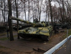 Tanque de guerra T-80B.