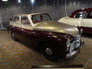 GAZ M-20 "Pobeda" (URSS 1946-1958).