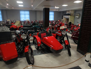 Motocicletas Jawa (Checoeslovaquia) de la época pos guerra.