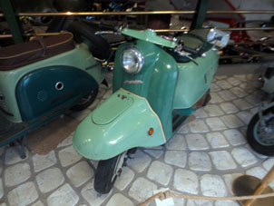 Motoscooter Tula-200 M "Turist" (URSS 1968-1971).