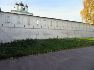 Kremlin (alcázar) de Aleksándrovskaya slobodá por fuera.