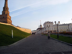 Territorio dentro del Kremlin (alcázar) de Kazáñ.