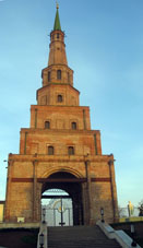 Torre Siümbike es la más antígua del Kremlin, construida antes de la victoria rusa.