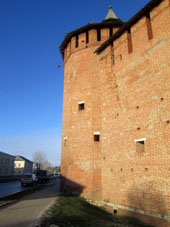 Torre Granovitaya del Kremlin (alcázar) de Kolomna.