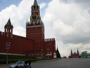 Torre Sp&aacute;sskaya con el reloj principal de Rusia.