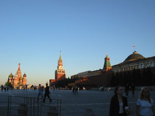 Templo de Basilio Pl&aacute;cido, Torres Sp&aacute;sskaya y Mausoleo de V.I.Lenin en la Plaza Roja.
