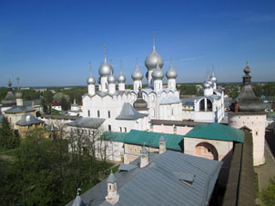 Vista al kremlin (alcázar) desde su atalaya.