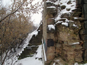 Ruina del kremlin (alcázar) de Sérpukhov.