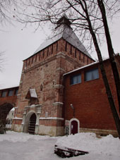Torre Nikólskaya del Kremlin de Smolensk.
