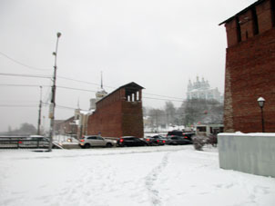 Entrada en el Kremlin de Smolensk desde la carretera Minsk-Moscú.