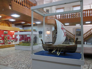 Maquete de lancha ushkuy para ríos y mares. (véase la página dedicada a los aventureros medievales)