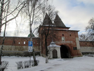 Kremlin (alcázar) de Zaraysk por fuera.