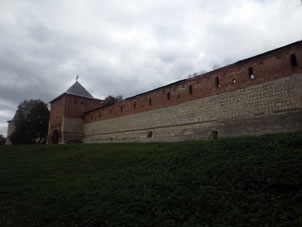 Verano ante el kremlin (alcázar) de Zaraysk.