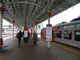 Estación (plataforma) Kóptevo del Anillo Central de Moscú (МЦК, ferrocarril urbano) del sistema de transporte urbano de Moscú