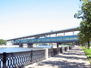 Estación Vorob'yovy gory de la línea Sokólnicheskaya del Metro de Moscú