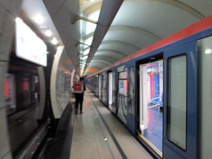 Estación Moskva-City (Москва-Сити) de la línea Filióvskaya del Metro de Moscú