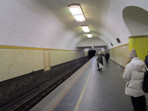 Estación Rízhskaya de la línea Kalúzhsko-Rízhskaya del Metro de Moscú