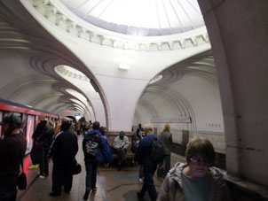 Estación Sókol (Сокол) de la línea Zamoskvorétskaya del Metro de Moscú.
