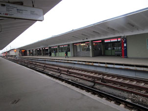 Estación Výkhino de la línea Tagánsko-Krasnoprésnenskaya del Metro de Moscú.